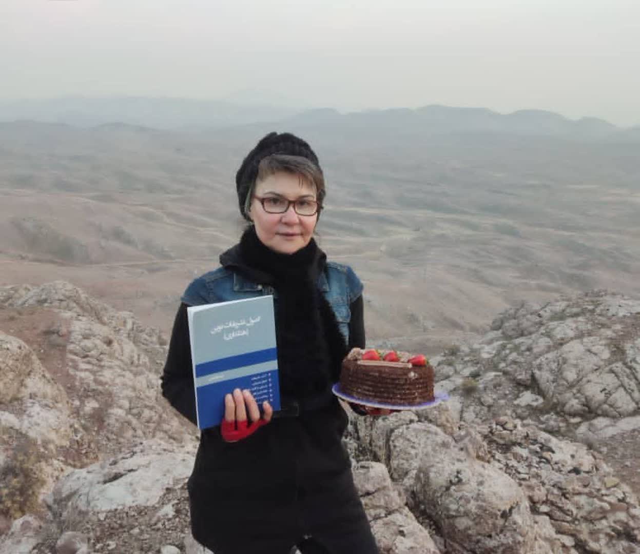 مریم بهادر منشی